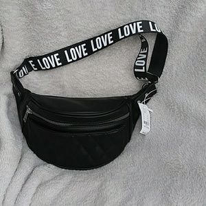 Black ny and company waist bag
